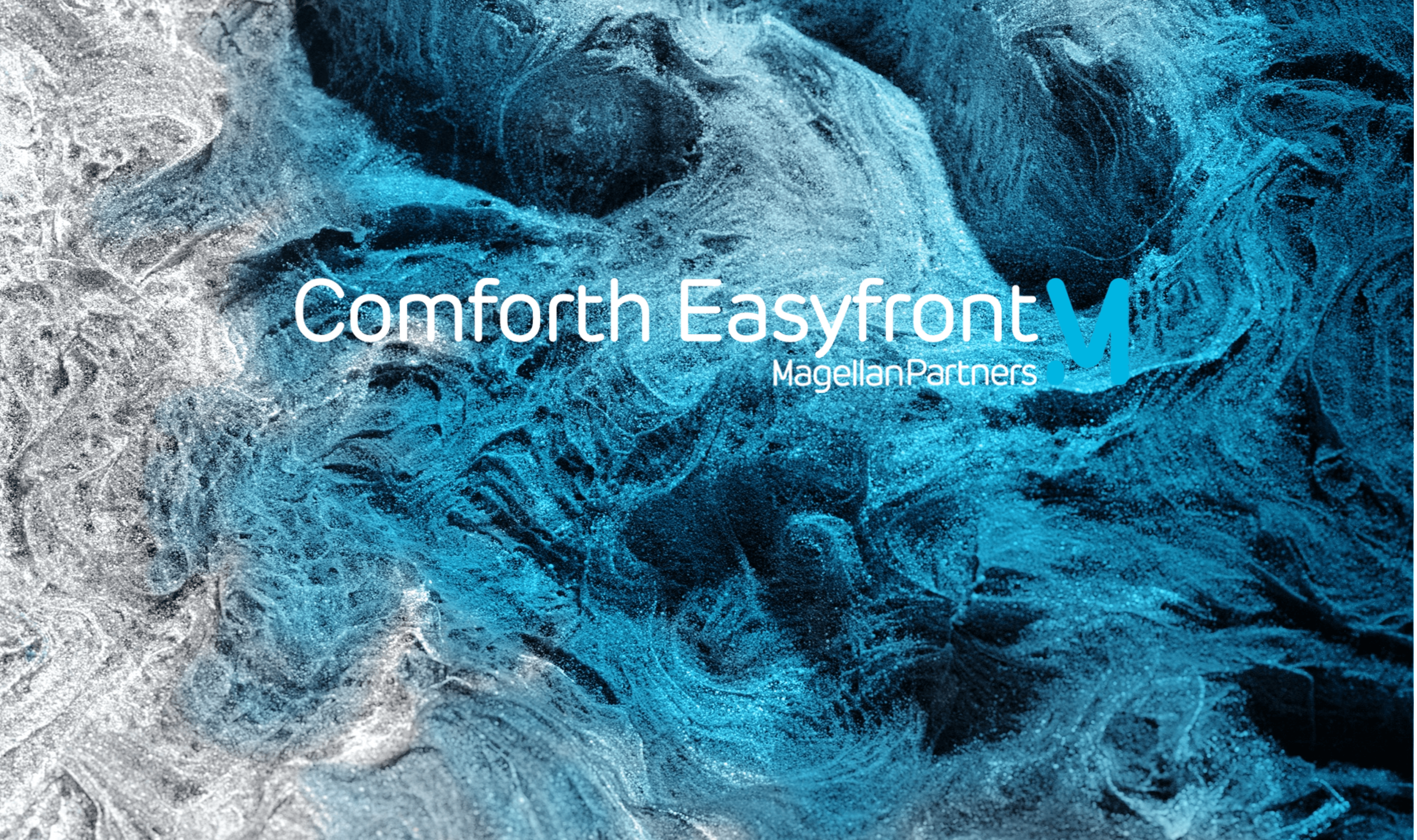 Fond sableux avec variations de bleu et logo Comforth Easyfront devant