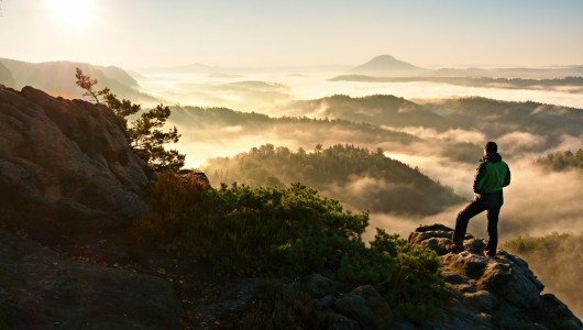 Foto de un paisaje montañoso